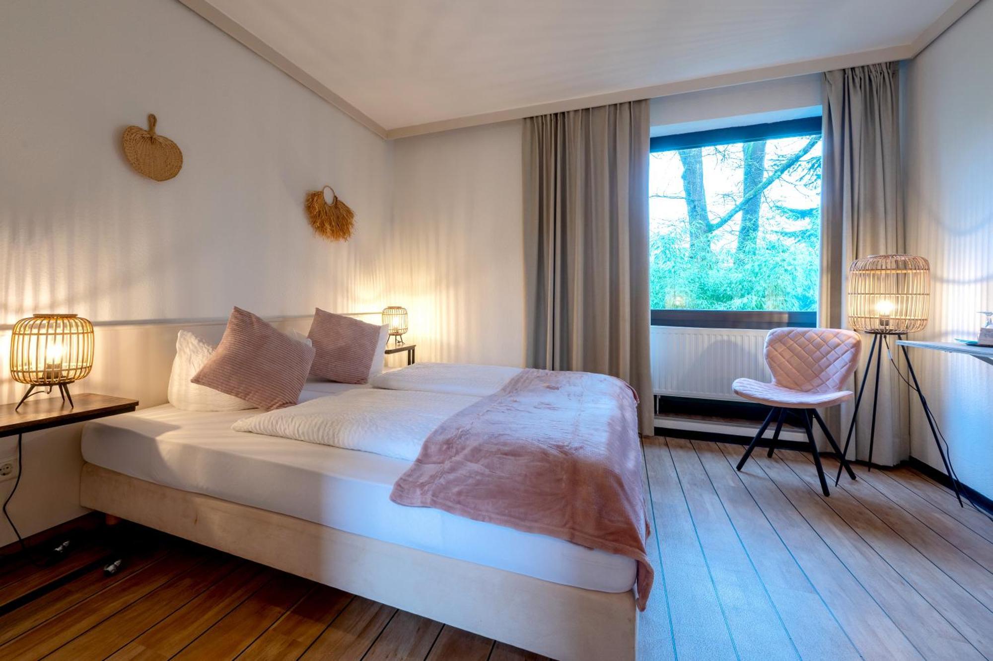 Hotel Waldkur Leer Eksteriør billede