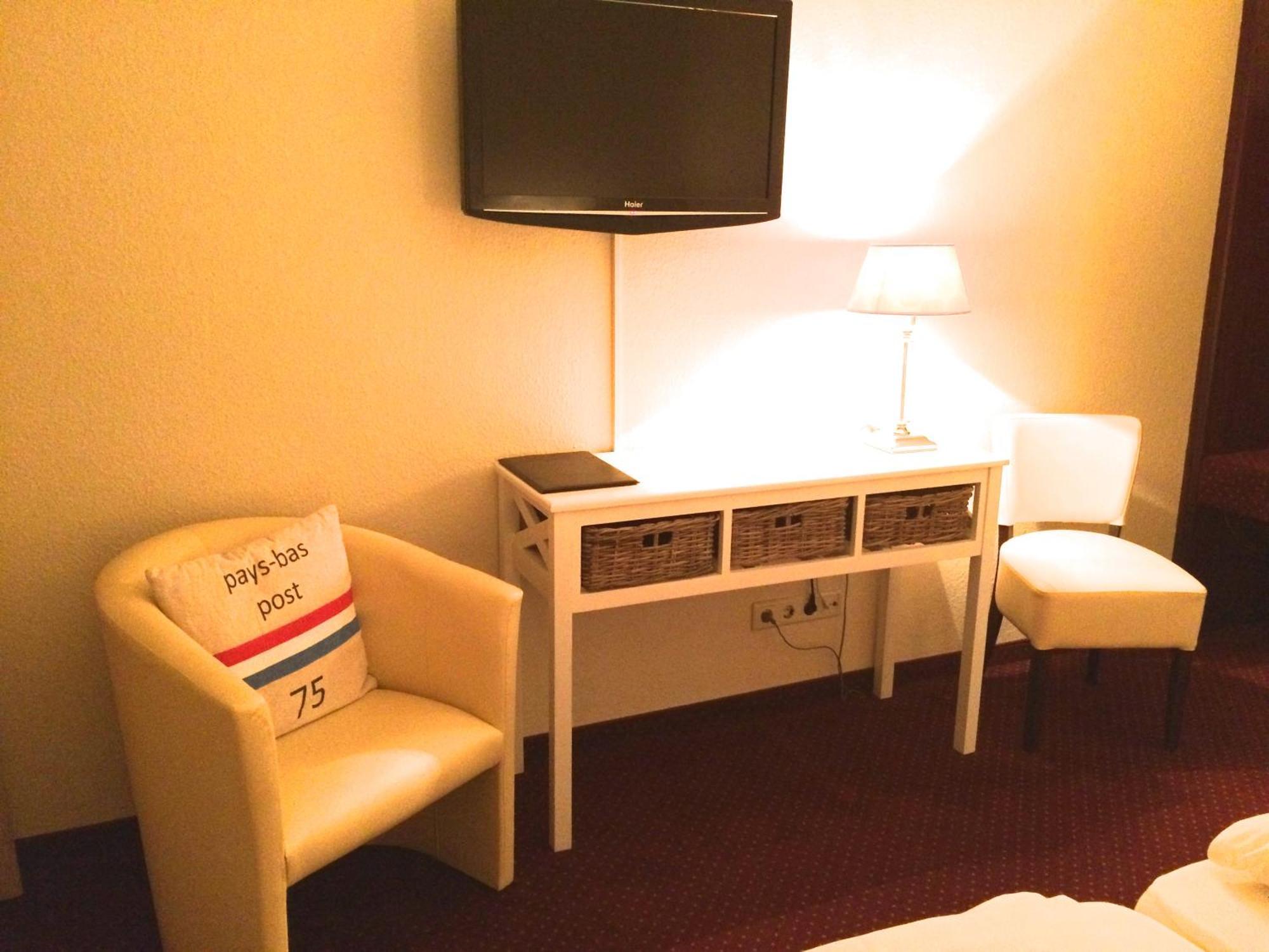 Hotel Waldkur Leer Eksteriør billede