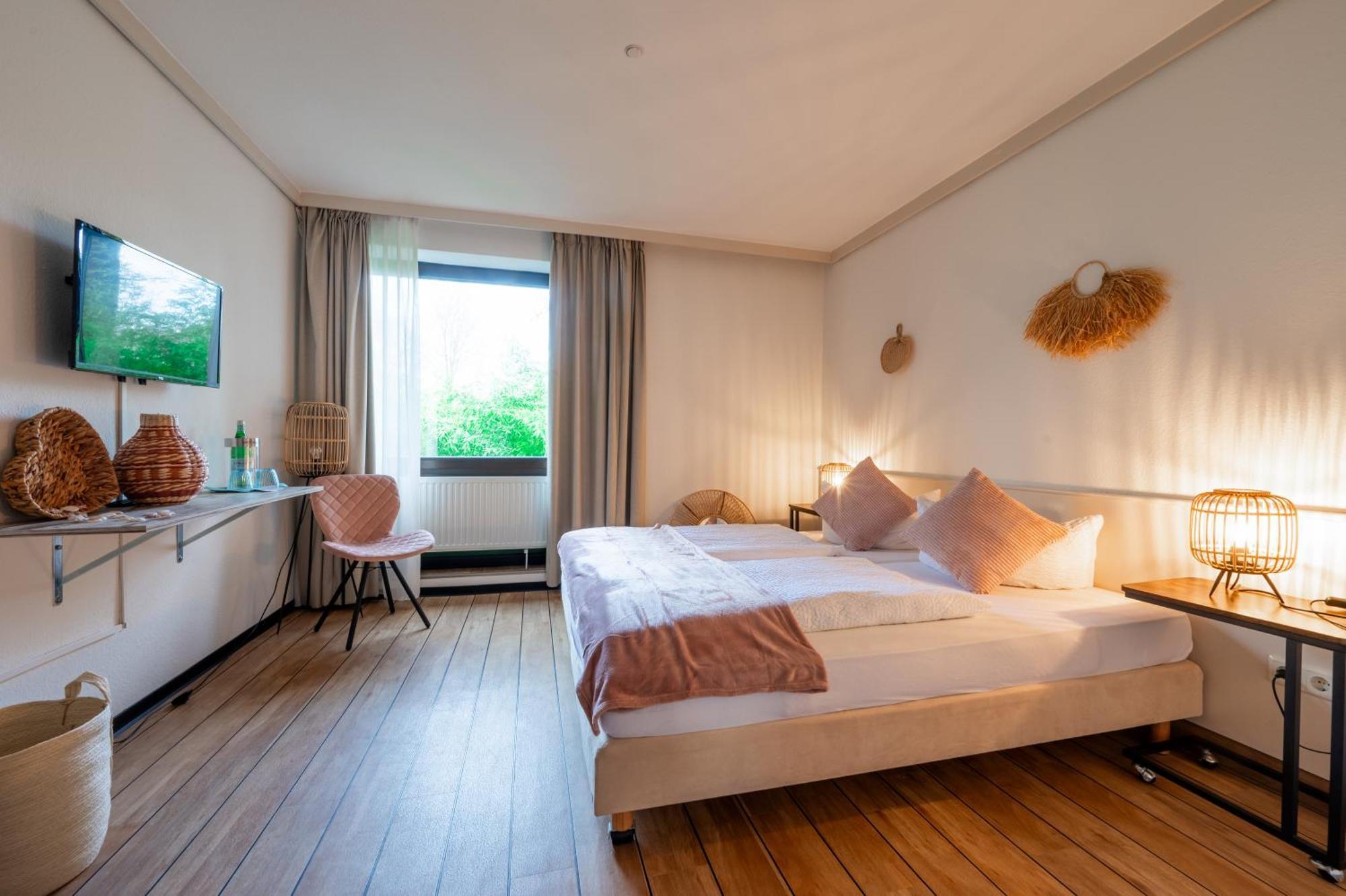 Hotel Waldkur Leer Eksteriør billede