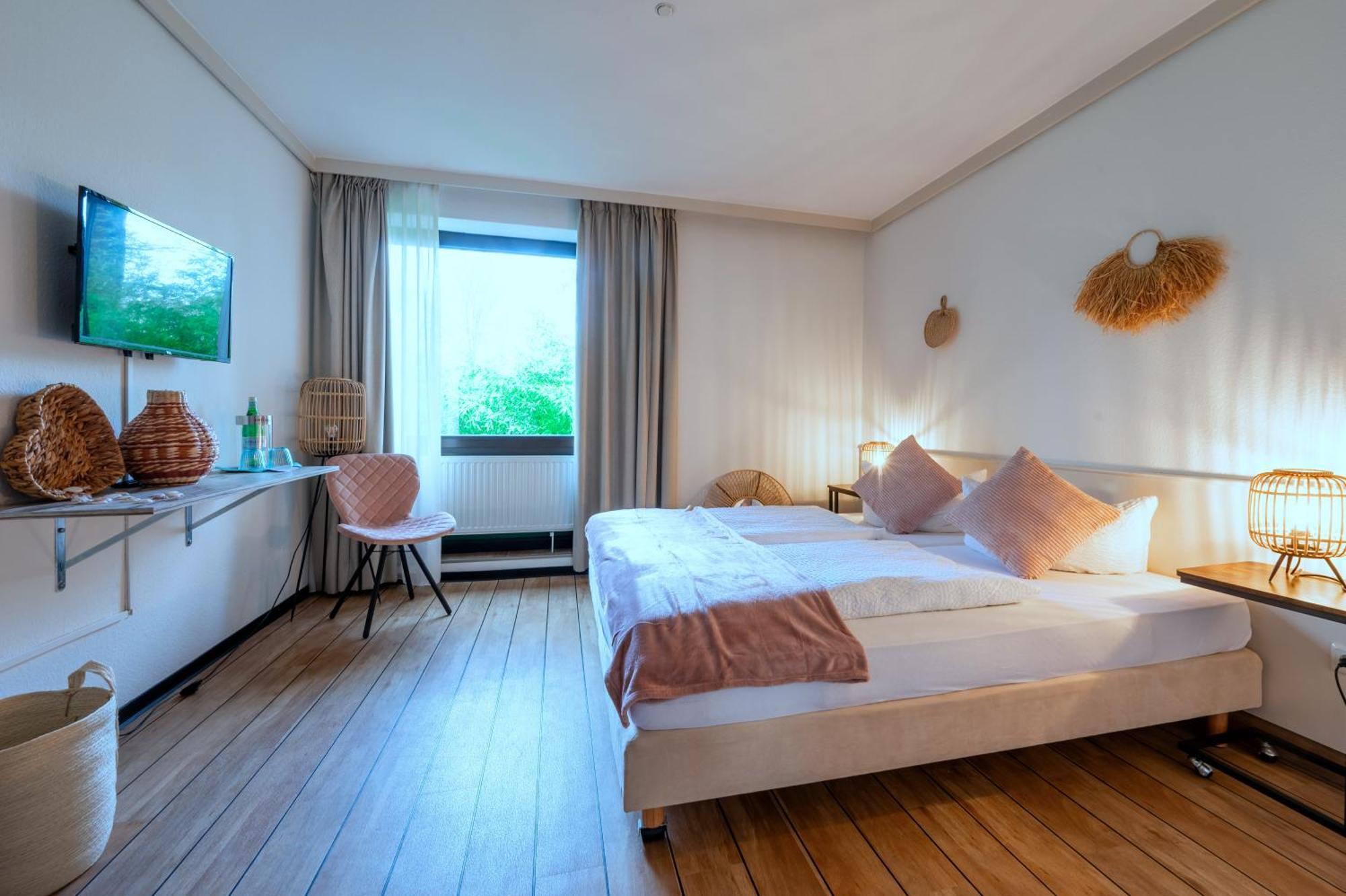 Hotel Waldkur Leer Eksteriør billede